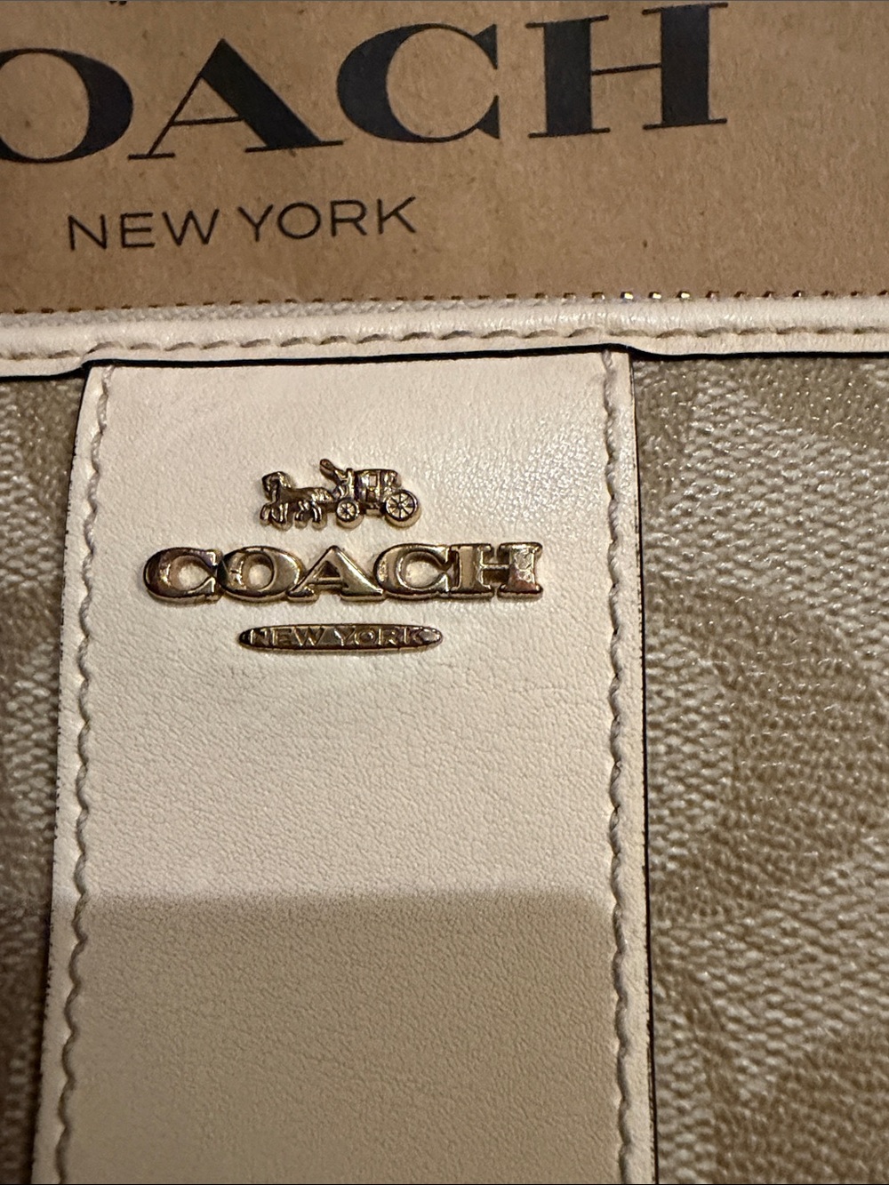 Coach Beige and Chalk Signature Continental Wallet - Picture 5 of 10